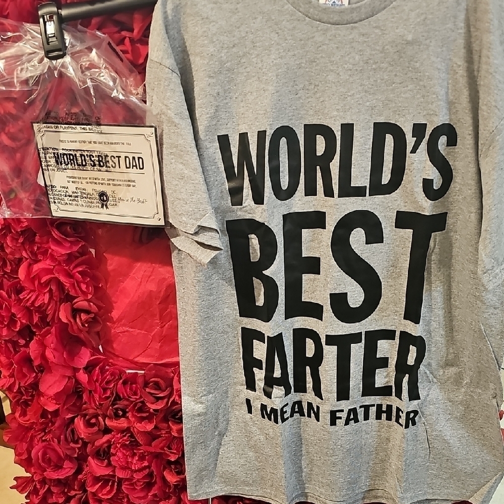 Men's NWT Gray World's Best Farter I Mean Father T-Shirt Size Large